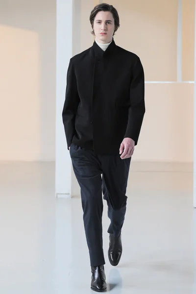 Look 14
